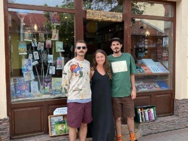 Photo booksellers exchange